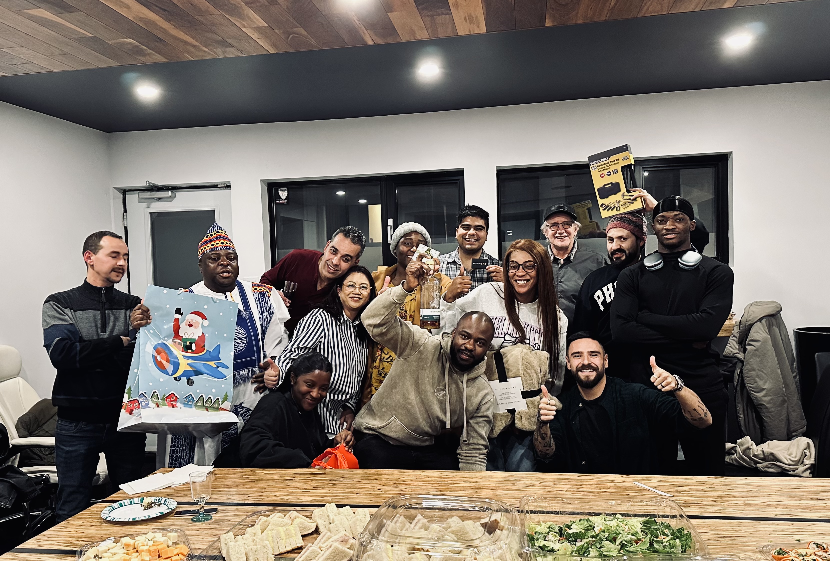 Activité de team building de l'équipe Gestion MKG lors d'un événement de cohésion au Québec